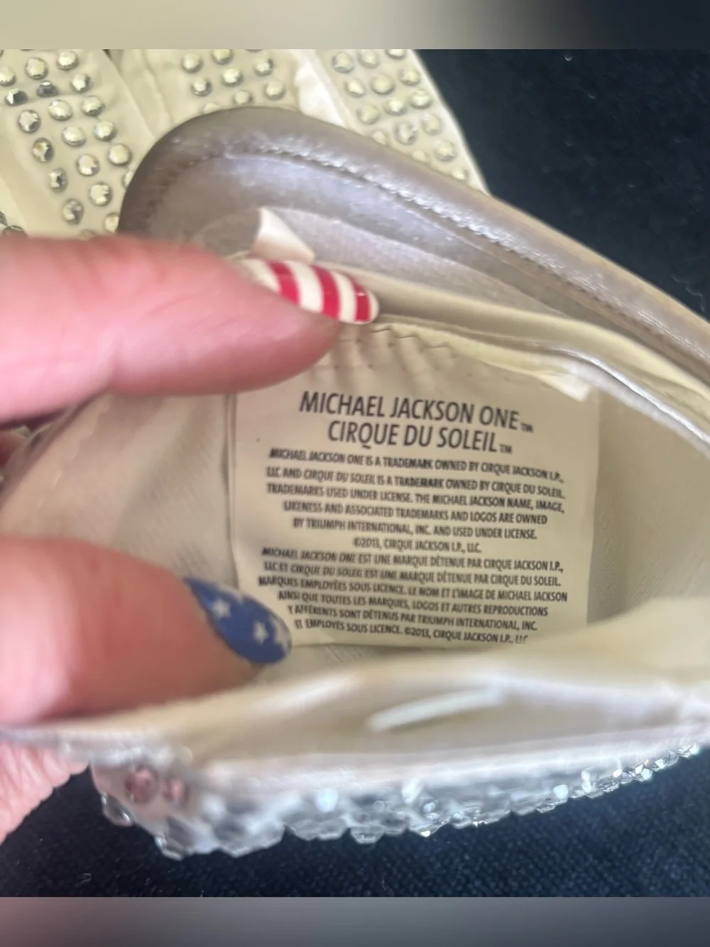 Michael Jackson ONE Cirque du Soleil Light-Up Souvenir Glove